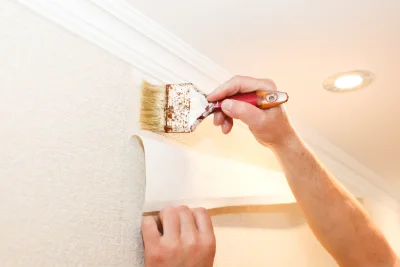 Pose de papier peint à Amfroipret — revêtements muraux et toiles de verre